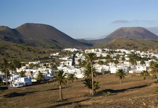 Haría a Lanzarote: cosa vedere nella Valle delle Mille Palme tra mercato, mirador e César Manrique
