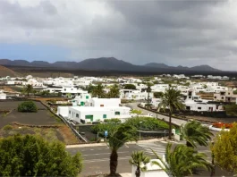 Yaiza e il sud di Lanzarote: borgo bianco, Lago Verde, Los Hervideros e paesaggi vulcanici
