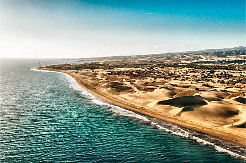 Panorama aereo delle dune e della spiaggia di Maspalomas