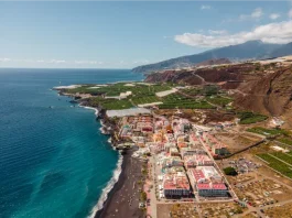 Puerto Naos a La Palma: spiaggia, lungomare, parapendio e consigli per soggiornare sulla costa ovest