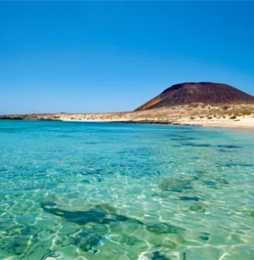 La Graciosa in un giorno: itinerario da Caleta de Sebo a Playa Francesa senza correre